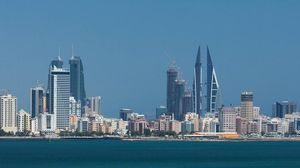 قالت البحرين في بيان إنها تتوقع أن ينخفض عجز الميزانية من 6.2 بالمئة من الناتج المحلي الإجمالي في 2018