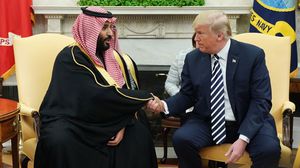 المتحدث باسم البيت الأبيض: ناقش الزعيمان الدور الحيوي للسعودية في ضمان الاستقرار بالشرق الأوسط وبسوق النفط العالمية- جيتي