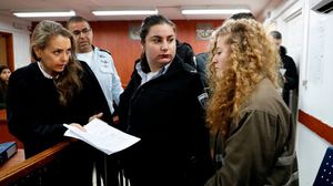 قضت محكمة عسكرية بسجن عهد التميمي 8 أشهر بتهمة "إعاقة عمل جندي إسرائيلي ومهاجمته"- جيتي