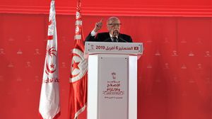 الرئيس التونسي يؤكد زعامة حزب نداء تونس للتيارات الدستورية (صفحة النداء) 