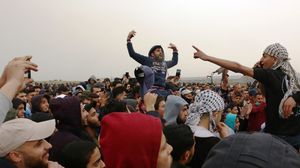 تواصل مسيرات العودة وكسر الحصار الشعبية فعاليتها للجمعة الرابعة والخمسين في قطاع غزة- عربي21