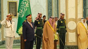 وصل رئيس الوزراء العراقي إلى الرياض برفقة وفد كبير يضم مسؤولين ورجال أعمال- واس