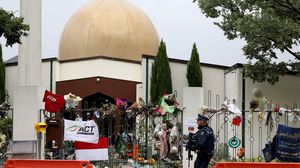 منتصف آذار/ مارس الماضي، استهدف هجوم دموي مسجدين بمدينة "كرايست تشيرش" بنيوزيلندا؛ أسفر عن مقتل 50 مصليا- جيتي 