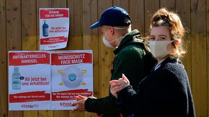 تزايد القلق في أوروبا إزاء المتحورة الجديدة لفيروس كورونا - جيتي