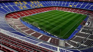 قالت برشلونة إن مؤسسته ستبحث عن راع جديد للملعب، للموسم المقبل