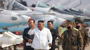 قالت وكالة أبناء كوريا الشمالية إنه تم اتخاذ "إجراءات حاسمة" خلال اجتماع اللجنة العسكرية المركزية برئاسة كيم جونغ أون- وكالة الأنباء الكورية الشمالية