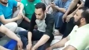 انتشر فيديو لمصريين عاملين بشركات قطرية يناشدون السلطات المصرية توفير وسيلة لرجوعهم لمصر بعد إنهاء عقودهم بالدوحة- فيسبوك