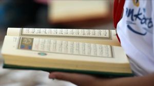 خبراء عرب: لا تعارض بين الدين والعلم في التعامل مع الأوبئة- (الأناضول)