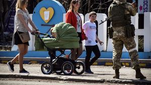 تشكل النساء والأطفال نحو 90 بالمئة من الذين فروا من أوكرانيا- جيتي