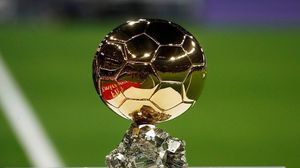 الكرة الذهبية هي أرقى جائزة على المستوى الفردي يمكن أن يحصل عليها لاعب كرة القدم- أرشيف