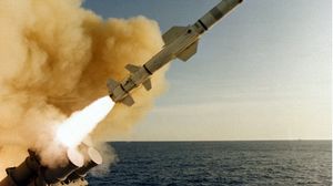 تقارير تحدثت عن تسبب صاروخين أوكرانيين بغرق الطراد موسكوفا- البحرية الأمريكية