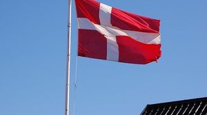 هل تتنصر الهوية الاستهلاكية على الهوية الوطنية؟ قراءة في الحالة الدنماركية  (الأناضول)