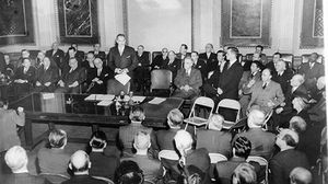 وضعت اتفاقية بريتون وودز التي وقعت عام 1944 أسس النظام المالي العالمي وحرية التجارة