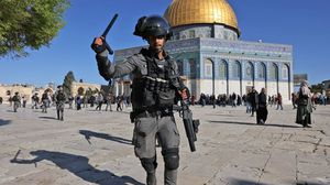 قال الكاتب إن التراجع في أحداث الأقصى منح الفلسطينيين شعورا بالإنجاز وبدد الردع الإسرائيلي- جيتي