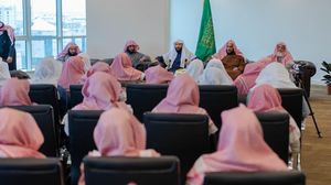 عدد من القضاة يعملون في المحكمة الجزائية المتخصصة بقضايا الإرهاب- وزارة العدل السعودية