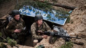 سلسلة انفجارات وقعت بمنطقة ترانسنيستريا الانفصالية بمولدافيا وعلى الحدود مع أوكرانيا- جيتي