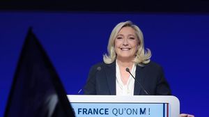 قالت الاندبندنت إن رئاسة لوبان لفرنسا ستشكل أزمة وجودية للاتحاد الأوروبي والناتو - لوبان على فيسبوك