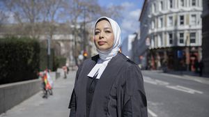 تقود تافادار مبادرة دولية لمناهضة حظر الحجاب المفروض على المحاميات في فرنسا- الأناضول