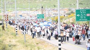 آلاف المستوطنين يشاركون في مسيرة استيطانية شمال الضفة- يديعوت أحرنوت