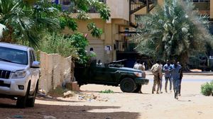 اتهمت وزارة الخارجية السودانية قوات الدعم السريع بالوقوف وراء الهجوم الذي استهدف سفارة قطر في الخرطوم - جيتي