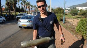 أطلقت الفصائل الفلسطينية نحو 80 صاروخا ضمن مناورة حذرة- جيتي
