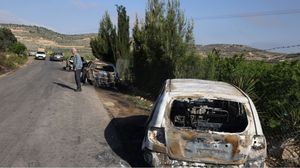 أحرق المستوطنون المتطرفون مركبات وممتلكات الفلسطينيين في قرى بالضفة- جيتي