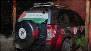 طرد أربعة إسرائيليين من فندق بعد اعتراضهم على أعلام فلسطينية - إكس