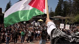 اعتقلت الشرطة العشرات من الطلاب المتضامنين مع غزة - جيتي