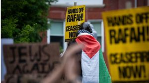 شارك متطرفون داعمون للاحتلال الإسرائيلي في فض اعتصام جامعة كاليفورنيا- جيتي