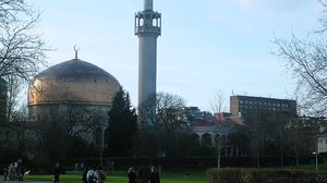 مسجد في بريطانيا - (أرشيفية)