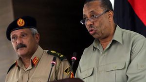 رئيس الاركان العامة في ليبيا اللواء ركن عبدالسلام جادالله (يسار) - أ ف ب