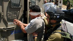 من الاعتقالات الإسرائيلية للفلسطينيين بالضفة - ا ف ب
