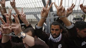 الأسرى الفلسطينيون في سجون الاحتلال - أرشيفية