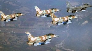 الطيران الحربي الإسرائيلي يحليق بكثافة في أجواء غزة - (أرشيفية)