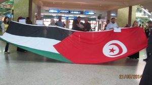 وقفة احتجاجية في مطار تونس - ا ف ب