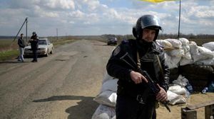 جيش أوكراني في دونيتسك - ا ف ب