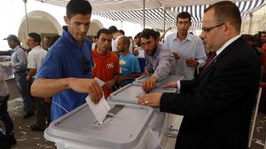 تواصل التصويت "العلني" انتخابات سوريا لبنان