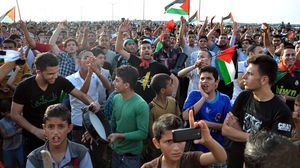 غزة تحتفل لفوز منتخب بلادها بكأس التحدي - الأناضول