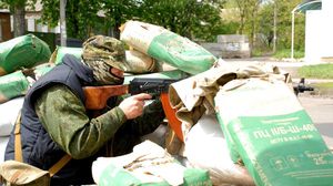 مسلحون انفصاليون شرق أوكرانيا - الأناضول 