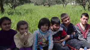 اتهم الأطفال الجيش السوري باستخدامهم دروعا بشرية - يوتيوب