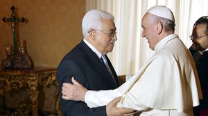 البابا فرنسيس يلتقي عباس - أ ف ب