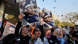 احتجزت السلطات نجلي مبارك "مؤقتا" في سجن طرة - أ ف ب