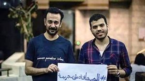 الصحفيان عمرو بدر ومحمود السقا رحلا لقضاء فترة الحبس الاحتياطي- أرشيفية
