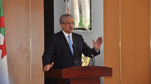 الوزير الأول الجزائري عبد المالك سلال اعترف بما كانت أحزاب المعارضة تحذر منه - عربي21