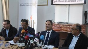 نقابة الصحفيين بتونس أدانت اقتحام قوات الأمن لمقر إذاعة "شمس إف إم" - فيسبوك