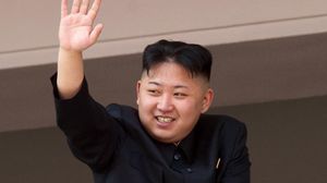 وفقا للتلفزيون الحكومي لكوريا الشمالية، فإن "الزعيم" ذكر، بتأثر بالغ، دور والده في تأسيس المصنع- أرشيفية