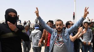 قوات الأمن التونسي فرقت مظاهرات شبابية ضد غلاء الأسعار وقانون المالية الجديد- أرشيفية