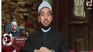 قناة المحور المصرية ألغت تعاقدها مع الشيخ عبد الجليل بعد تصريحاته- صفحة القناة 