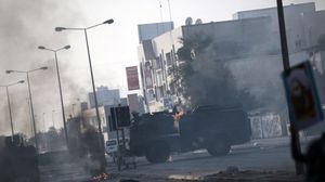 الصحيفة قالت إن شوارع البحرين أصبحت مليئة بالجيش والشرطة بعد "القمع الوحشي"- أ ف ب