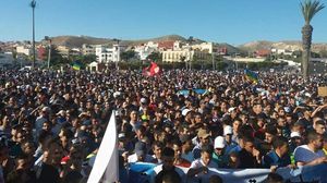 شهدت مدينة الحسيمة مشاركة ما يقارب 70 ألف شخص، بحسب المنظمين، في احتجاج دعا إليه نشطاء بالمنطقة- فيسبوك